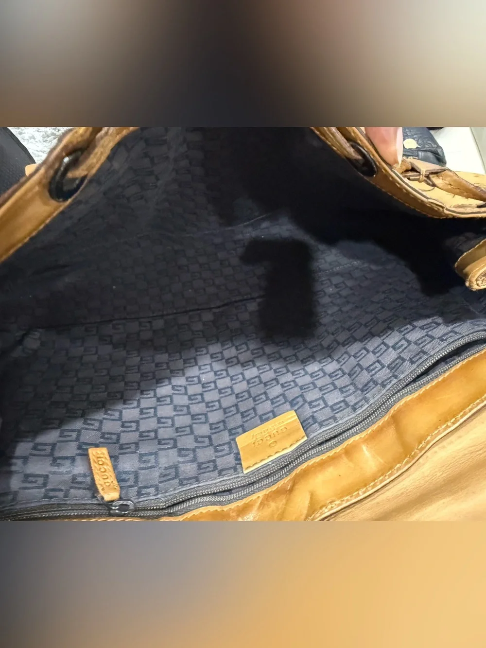 Gucci Leather Messenger double handle Bag